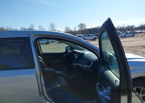 2014 Dodge Journey R/T from USA, damaged, VIN 3C4PDCEG9ET190482